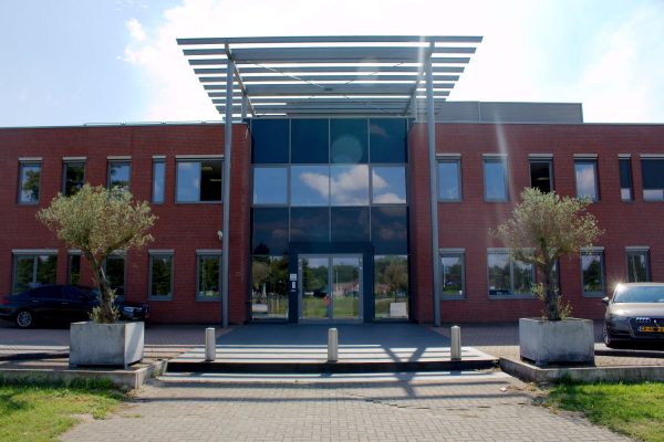 Kiwitz-Groep-bedrijfs-kantoorgebouw-Ulft-05jpg
